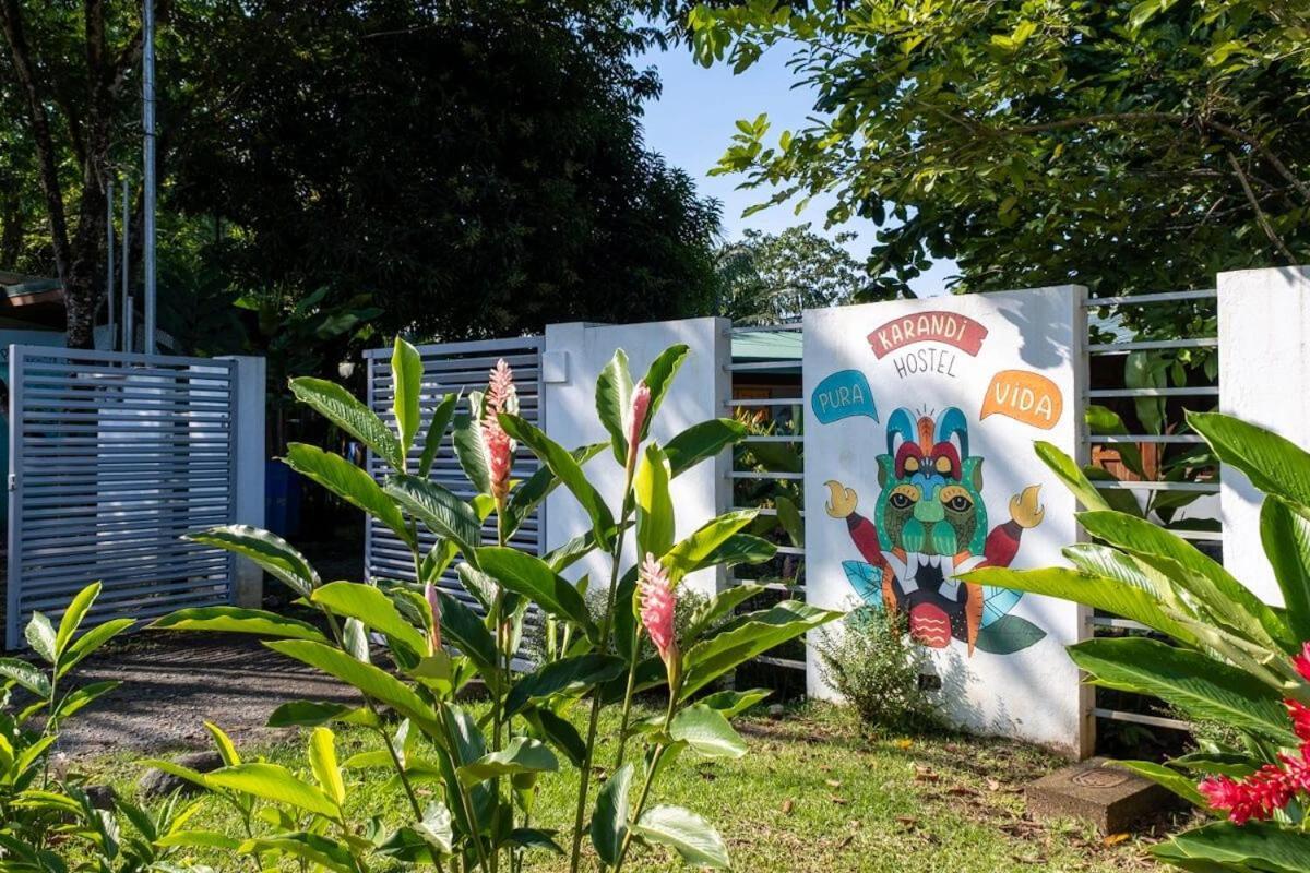 Karandi Hostel Uvita Eksteriør bilde