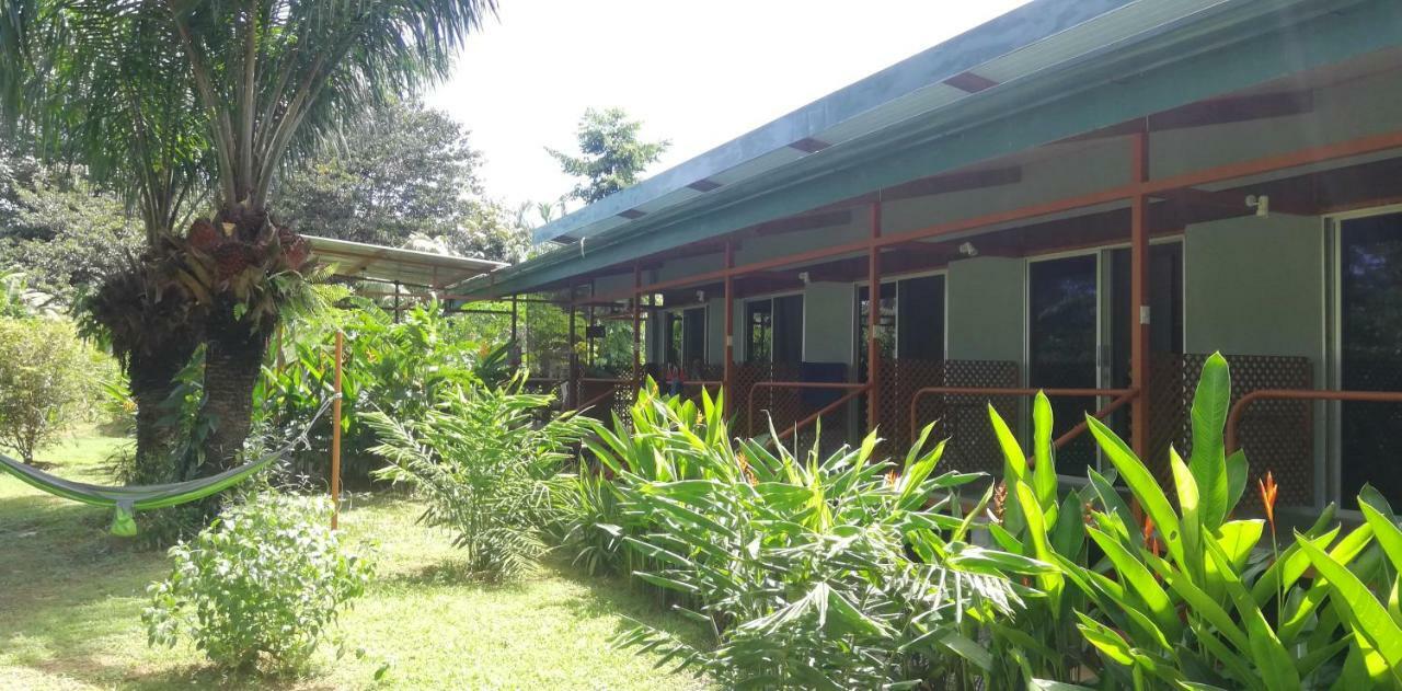 Karandi Hostel Uvita Eksteriør bilde